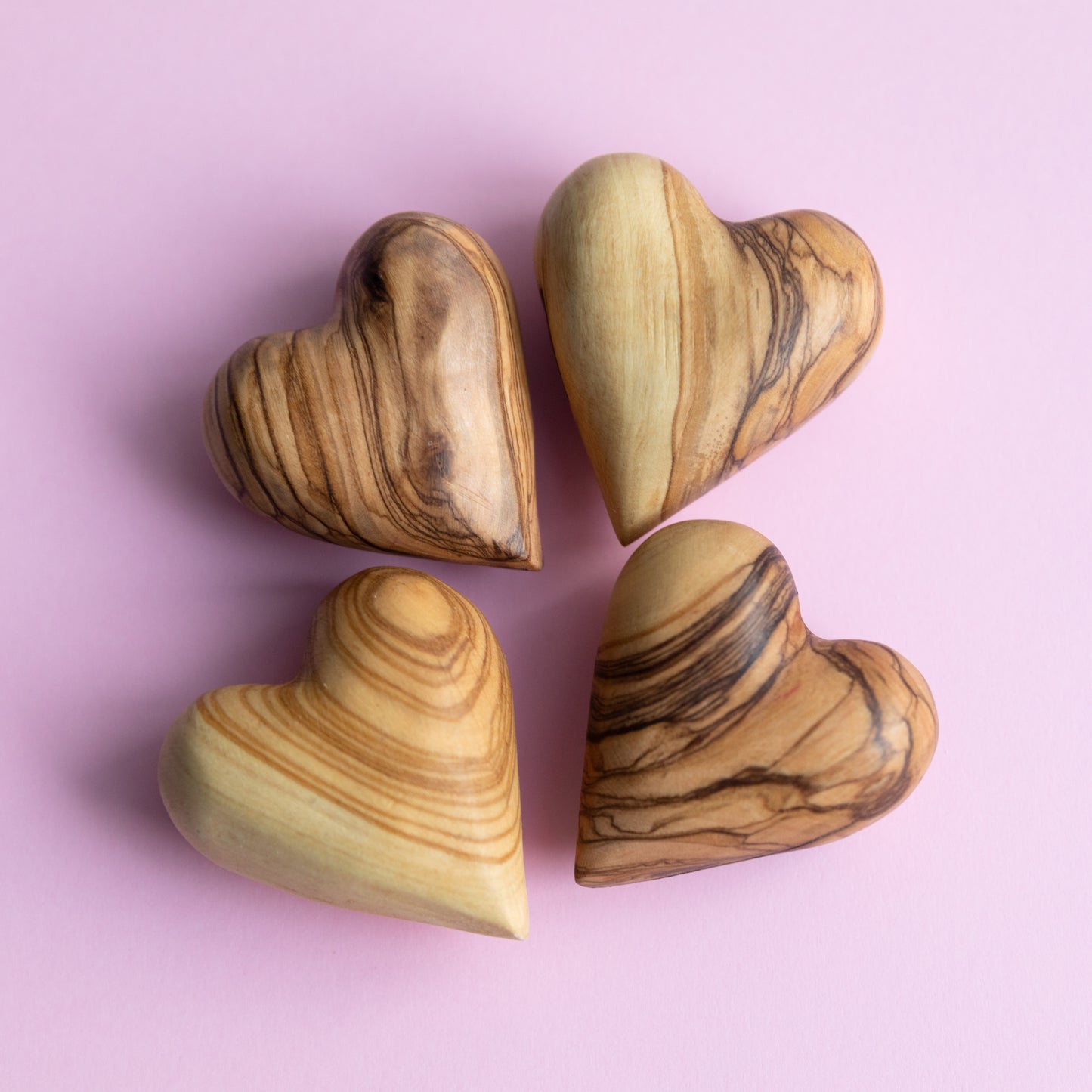 Handcrafted Olive Wood Comfort Heart – 4-Pack