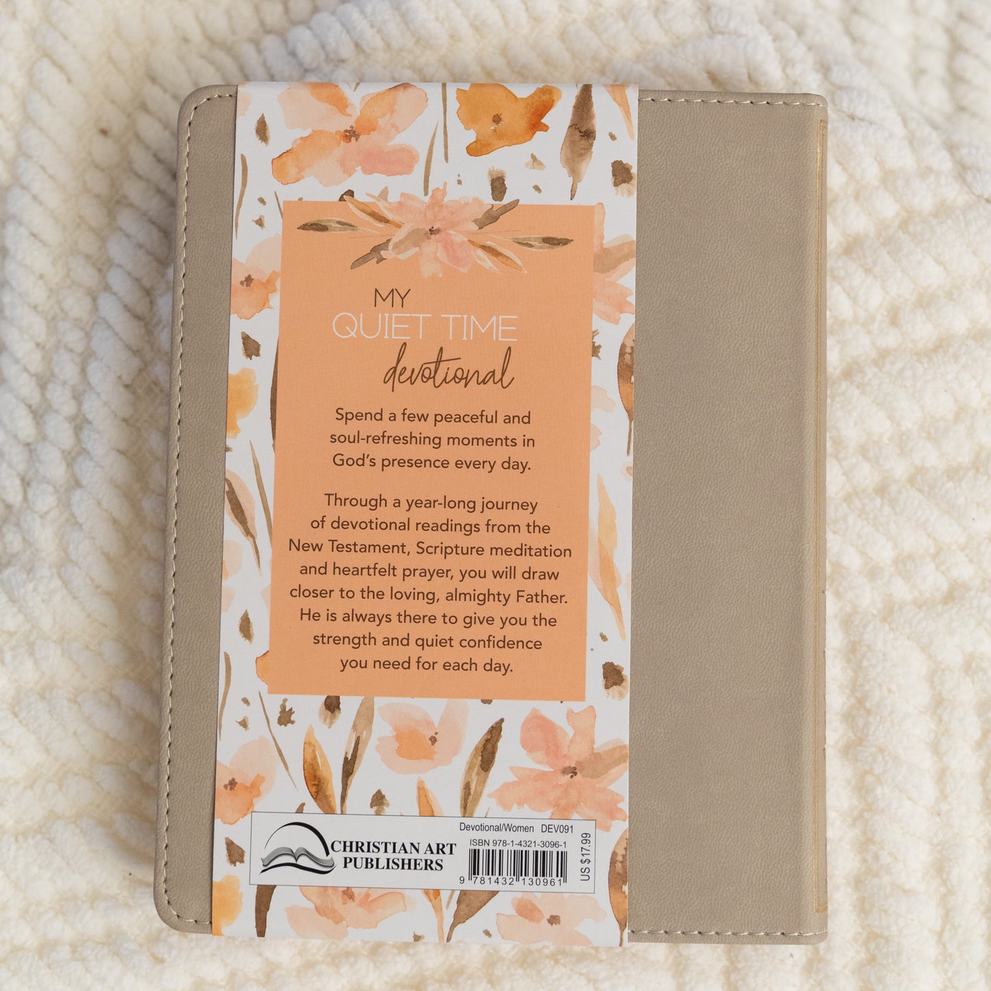 My Quiet Time – 365-Day Devotional for Teen Girls & Women | Sage Faux Leather Softcover