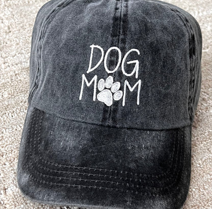 'Dog Mom' Embroidered Design Soft Cotton Adjustable Size Baseball Cap -